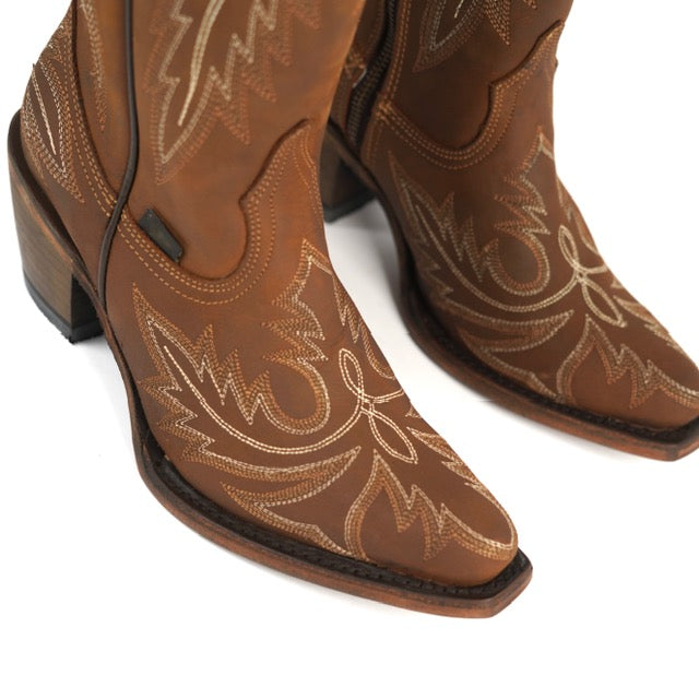 858 CRAZY TAN LEATHER COWGIRL BOOTS – TALL KNEE-HIGH WESTERN EMBROIDERED BOOTS FOR WOMEN